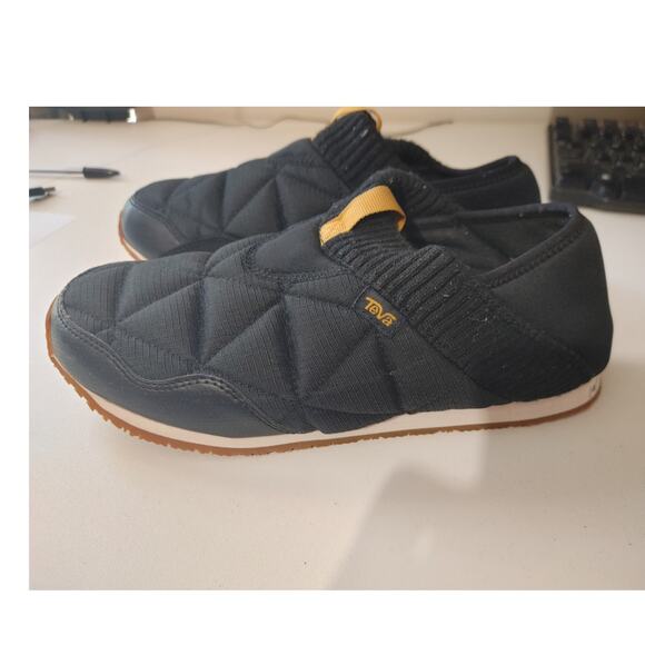 Teva Booties Shoes ReEmber Quilted Black Sz 10 Women - Picture 3 of 6